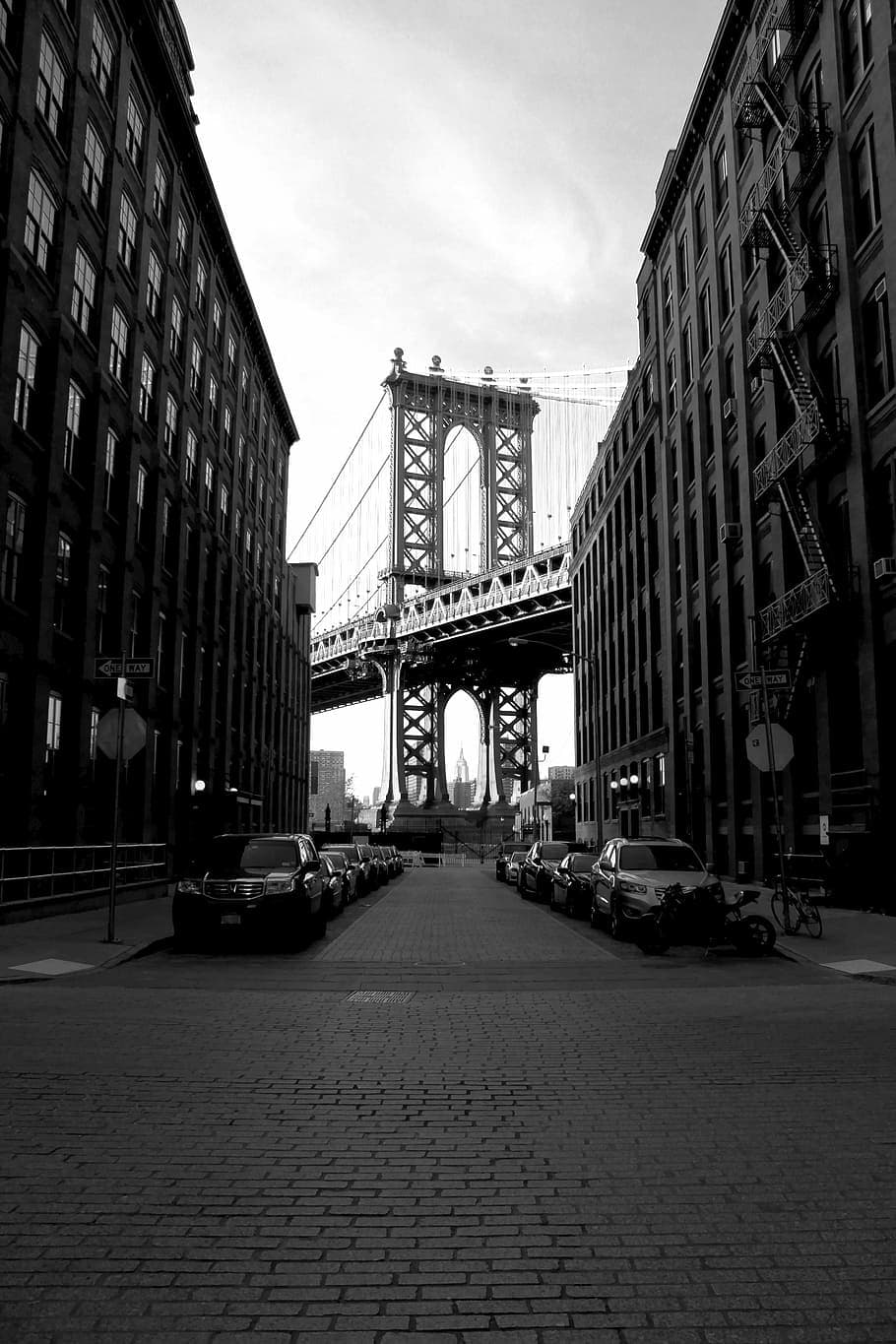 Iphone Backgrounds Lock Screen Background Black Background Building